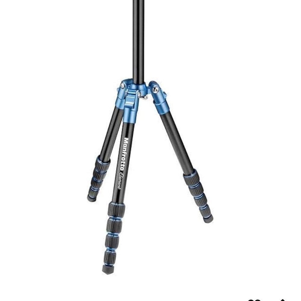 Manfrotto Element Traveller Small 5-Section Aluminum Tripod.